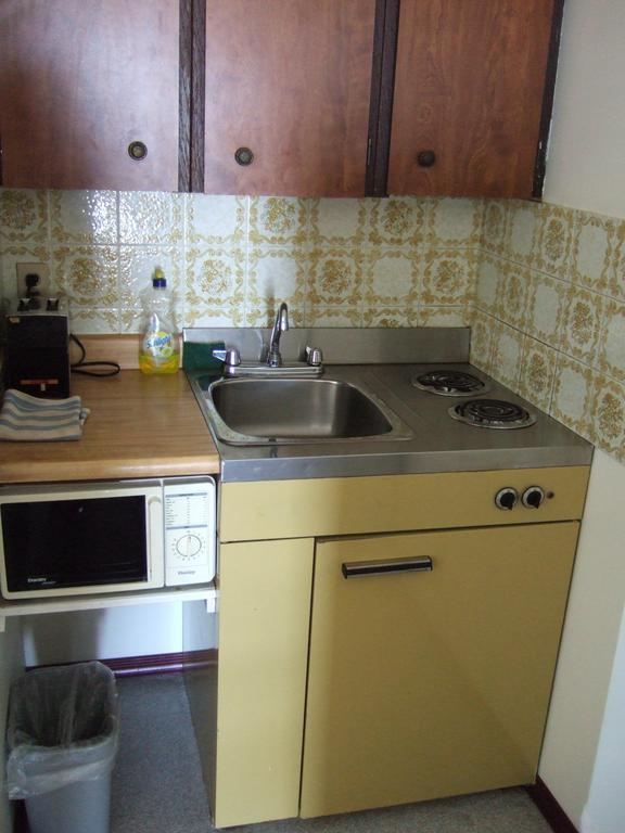 Wild Rose Inn Vegreville Екстер'єр фото