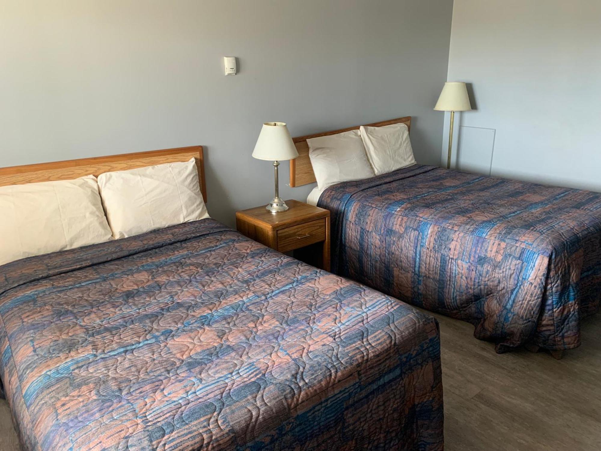Wild Rose Inn Vegreville Екстер'єр фото