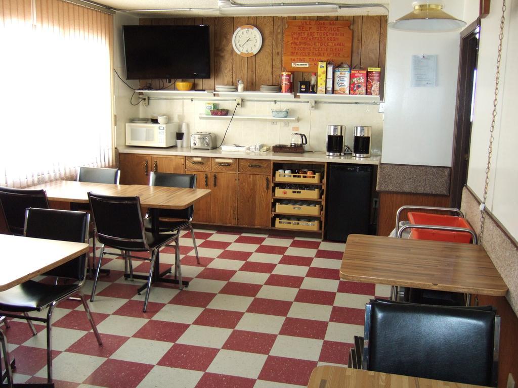 Wild Rose Inn Vegreville Екстер'єр фото