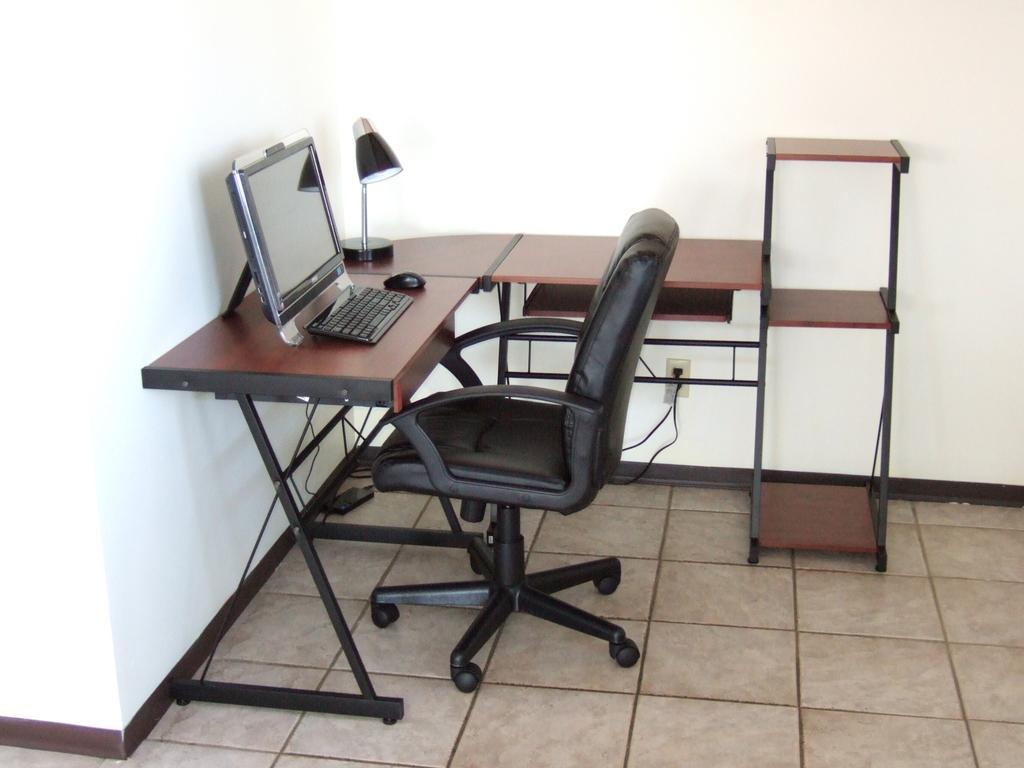 Wild Rose Inn Vegreville Екстер'єр фото