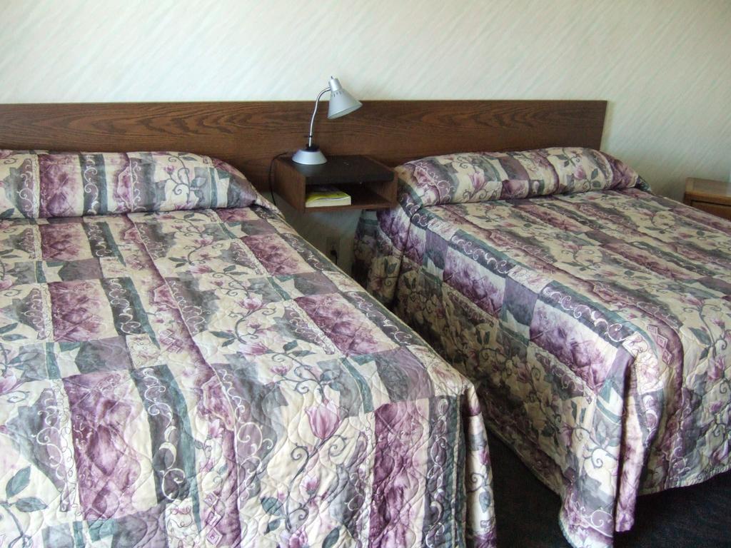 Wild Rose Inn Vegreville Номер фото