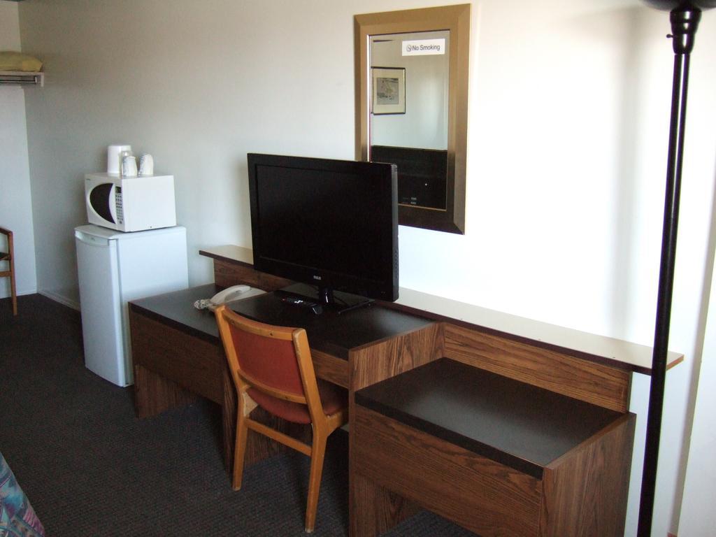 Wild Rose Inn Vegreville Екстер'єр фото